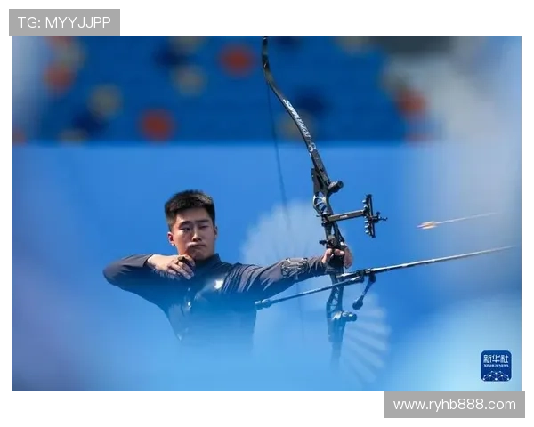 全运会射箭男子反曲弓个人八分之一决赛激烈对决 选手争锋夺晋级席位