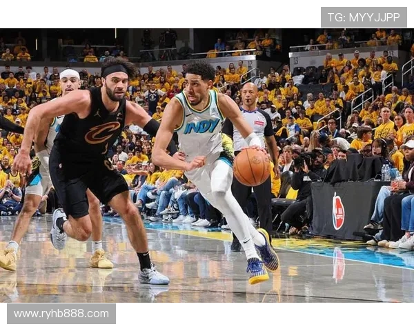 米切尔下半场表现低迷12投仅5中全场仅得15分球队遭遇失利